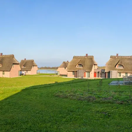 Ferienhaus Luxus-Ostseeferienhaus Hochmoor